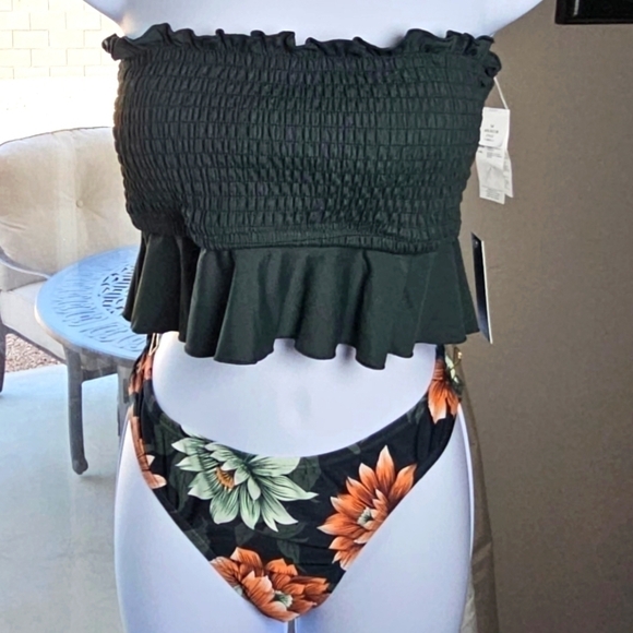 Cupshe Other - 46.🆕Med Floral  Bikini Bottom & Bandeau Ruffle Smock Spaghetti Top